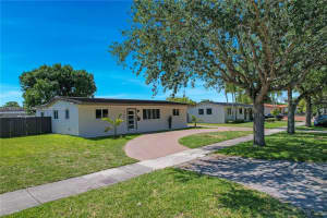 2720 SW 92nd Ave, Miami, FL 33165, Sold 10/07/24
