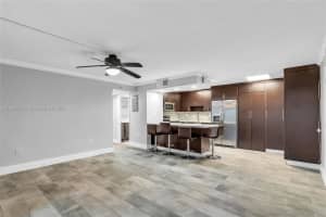 7215 Miami Lakes Dr, Miami Lakes, FL 33014, Sold 11/26/24