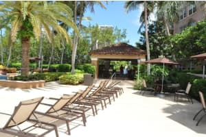 19999 E Country Club Dr 1303, Aventura, FL 33180 - MLS#A11643130