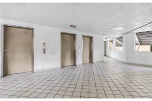 11790 SW 18th St Apt 428-3, Miami, FL 33175, Sold 11/14/24