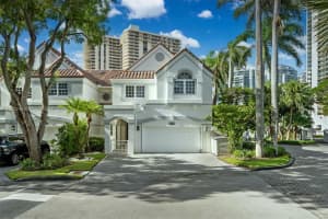 3686 NE 195th Ln, Miami, FL 33180, Sold 11/25/24