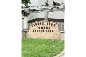 15221 SW 80th St, Miami, FL 33193, Sold 11/25/24
