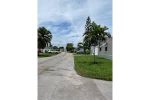 35250 SW 177th Ct, Homestead, FL 33034, Sold 11/26/24
