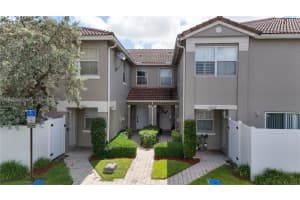 5465 SW 125th Terrace, Miramar, FL 33027, Sold 12/03/24