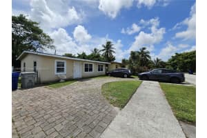 2768 NW 5th St, Pompano Beach, FL 33069, Sold 04/07/25