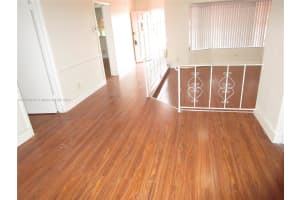 4517 NW 40th St, Lauderdale Lakes, FL 33319, Sold 01/07/25