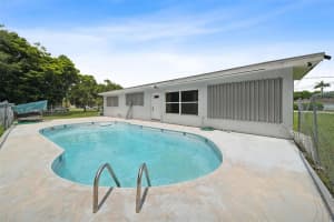 301 SW 4th St, Florida City, FL 33034, Sold 10/04/24