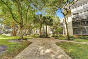 2812 N 46th Ave APT G469, Hollywood, FL 33021, Sold 05/28/25