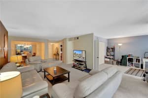 2812 N 46th Ave APT G469, Hollywood, FL 33021, Sold 05/28/25