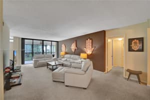 2812 N 46th Ave APT G469, Hollywood, FL 33021, Sold 05/28/25