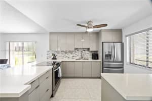 404 Lakeview Dr, Weston, FL 33326, Sold 10/31/24