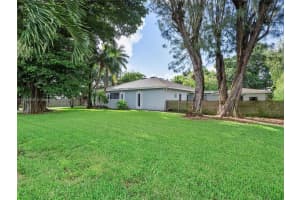 98 NW 161st St, Miami, FL 33169, Sold 01/28/25