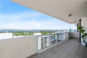 5757 Collins Ave PH-3, Miami Beach, FL 33140, Sold 03/10/25