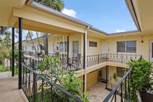 71 NW 76th St APT 7, Miami, FL 33150, Sold 12/12/24