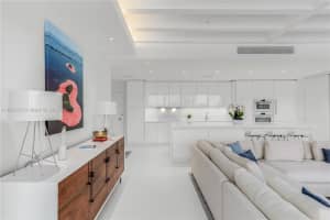 4925 Collins Ave APT 3G, Miami Beach, FL 33140, Sold 11/21/24