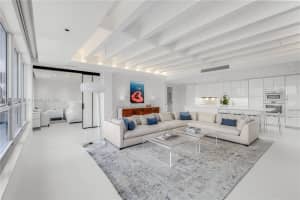 4925 Collins Ave APT 3G, Miami Beach, FL 33140, Sold 11/21/24