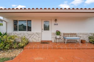 10810 SW 61st St, Miami, FL 33173, Sold 12/09/24