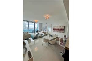 Epic Tower, 200 Biscayne Blvd Way, Miami, FL 33131, Sold 10/31/24