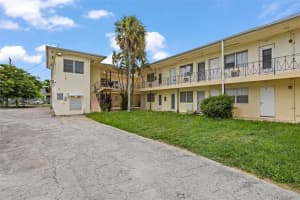 71 NW 76th St APT 6, Miami, FL 33150, Sold 12/12/24