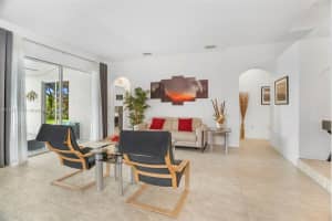 1467 SE 22nd Ln, Homestead, FL 33035, Sold 01/31/25