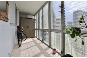 2930 Point E Dr APT E408, Aventura, FL 33160, Sold 06/27/25