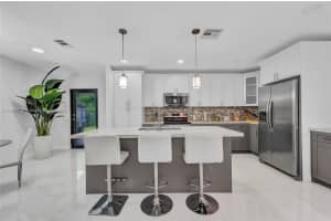 19417 SW 97th Pl, Cutler Bay, FL 33157, Sold 01/21/25