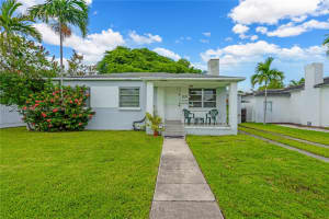 2724 SW 36th Ave, Miami, FL 33133, Sold 09/09/24