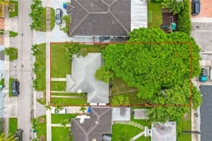 2724 SW 36th Ave, Miami, FL 33133, Sold 09/09/24