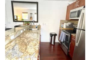 1027 Pennsylvania Ave 101 Miami Beach, FL 33139 - MLS#A11643933