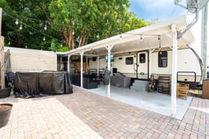 Calusa turtle house, 325 Calusa St, Key Largo, FL 33037, Sold 12/02/24