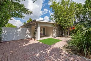 3142 SW 65th Ave, Miami, FL 33155, Sold 10/31/24