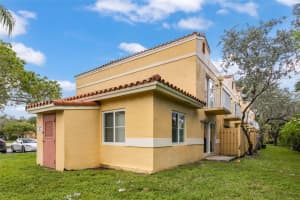 3832 NW 90th Ave, Sunrise, FL 33351, Sold 10/04/24