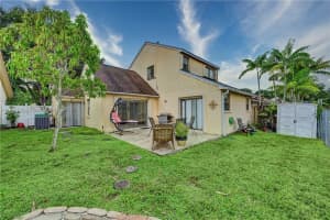7941 NW 50th St, Lauderhill, FL 33351, Sold 09/03/24