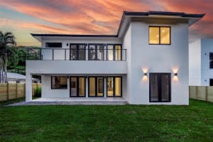 8918 SW 157th St, Palmetto Bay, FL 33157, Sold 12/17/24