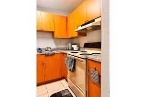 1815 W 56th St APT 315, Hialeah, FL 33012, Sold 11/25/24