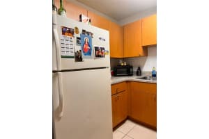 1815 W 56th St APT 315, Hialeah, FL 33012, Sold 11/25/24