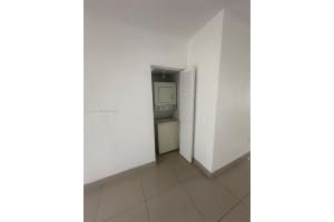 306 NW 85th St #306, Miami, FL 33150, Sold 11/01/24