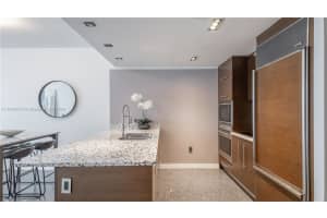475 Brickell Ave APT 2914, Miami, FL 33131, Sold 03/03/25