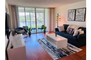 9430 Poinciana Pl APT 214, Davie, FL 33324, Sold 10/17/24