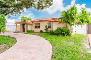 7425 SW 34th St, Miami, FL 33155, Sold 01/27/25