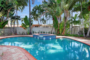 1235 Harrison St, Hollywood, FL 33019, Sold 03/27/25