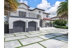 15857 SW 44th St, Miami, FL 33185, Sold 11/01/24