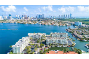 16570 NE 26th Ave APT 3G, North Miami Beach, FL 33160, Sold 02/11/25