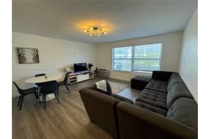 195 Sunrise Dr APT 9, Key Biscayne, FL 33149, Sold 12/04/24