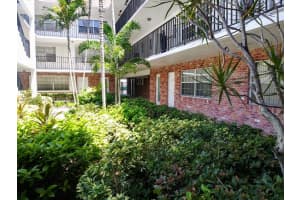 2424 NE 9th St APT 205, Fort Lauderdale, FL 33304, Sold 12/27/24