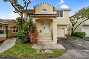 12064 Nw 13th St, Pembroke Pines