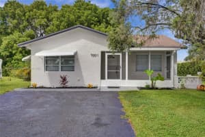 7001 NW 99th Way, Tamarac, FL 33321, Sold 10/03/24