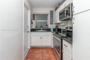 1425 Arthur St APT 409B, Hollywood, FL 33020, - MLS#A11644786