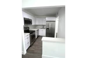 5201 NW 7th St, Miami, FL 33126, Sold 10/08/24