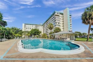 4330 Hillcrest Dr APT 714, Hollywood, FL 33021, Sold 12/10/24